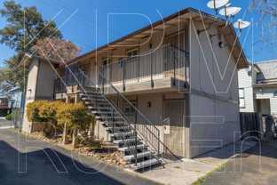 1028 N Commerce St #6 - Photo 1 of 1