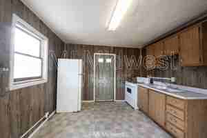 featured image of 918 S Bell St #3