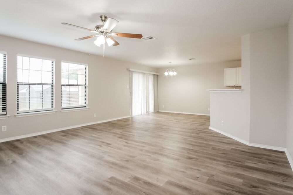 189 Valero Dr - Photo 6 of 17