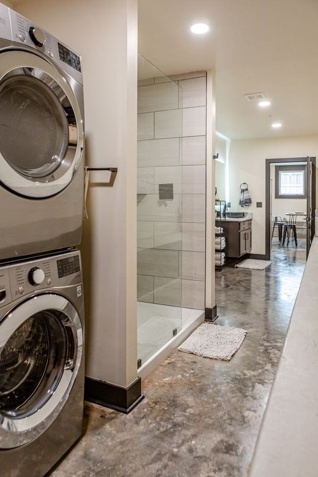 Velencia Apartments - Photo 6 of 30