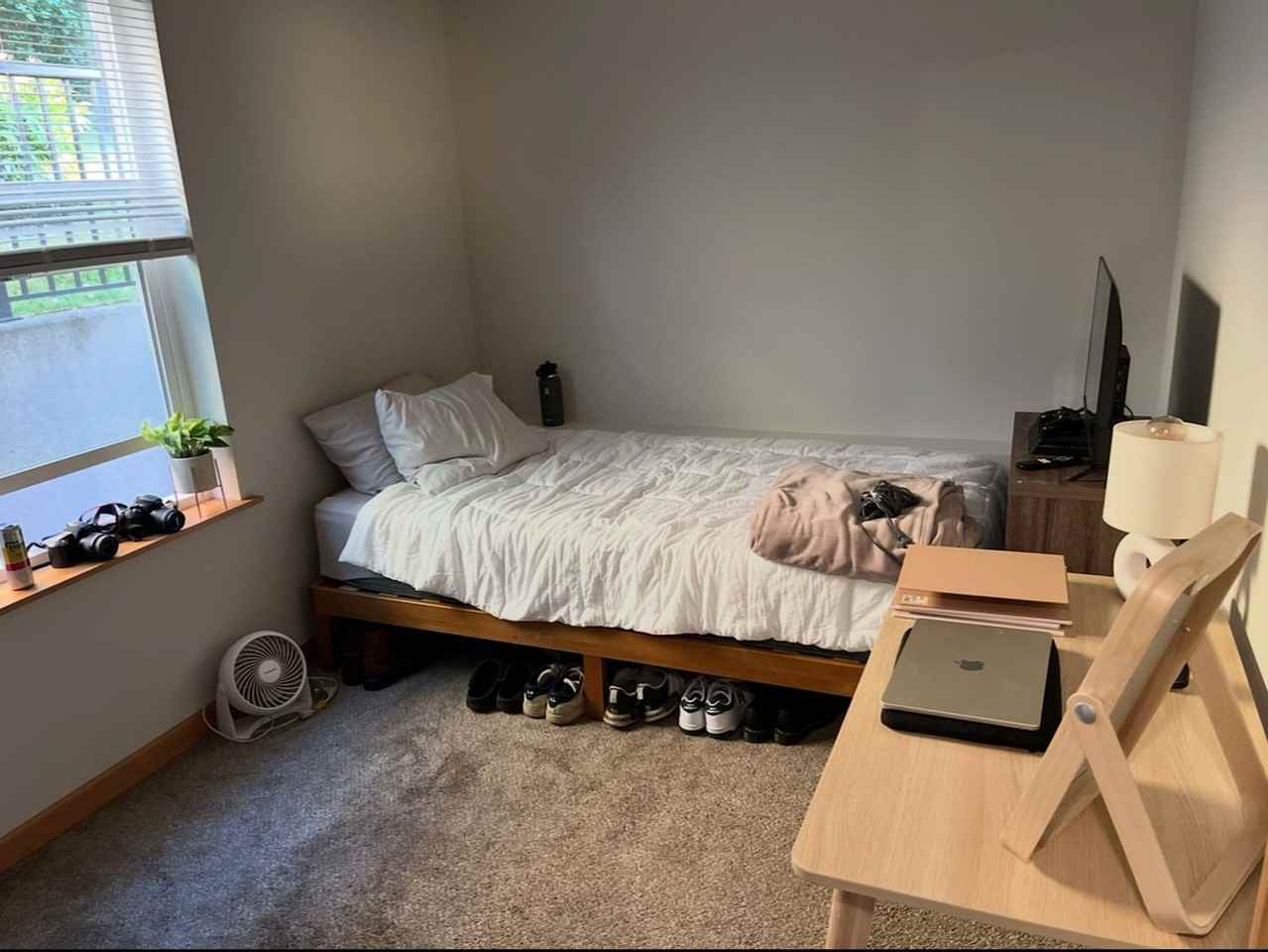 711 E Laurel St - Photo 5 of 15