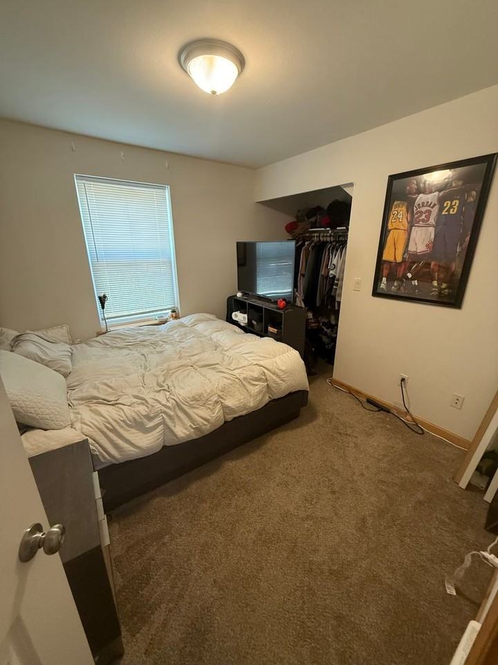 711 E Laurel St - Photo 6 of 15