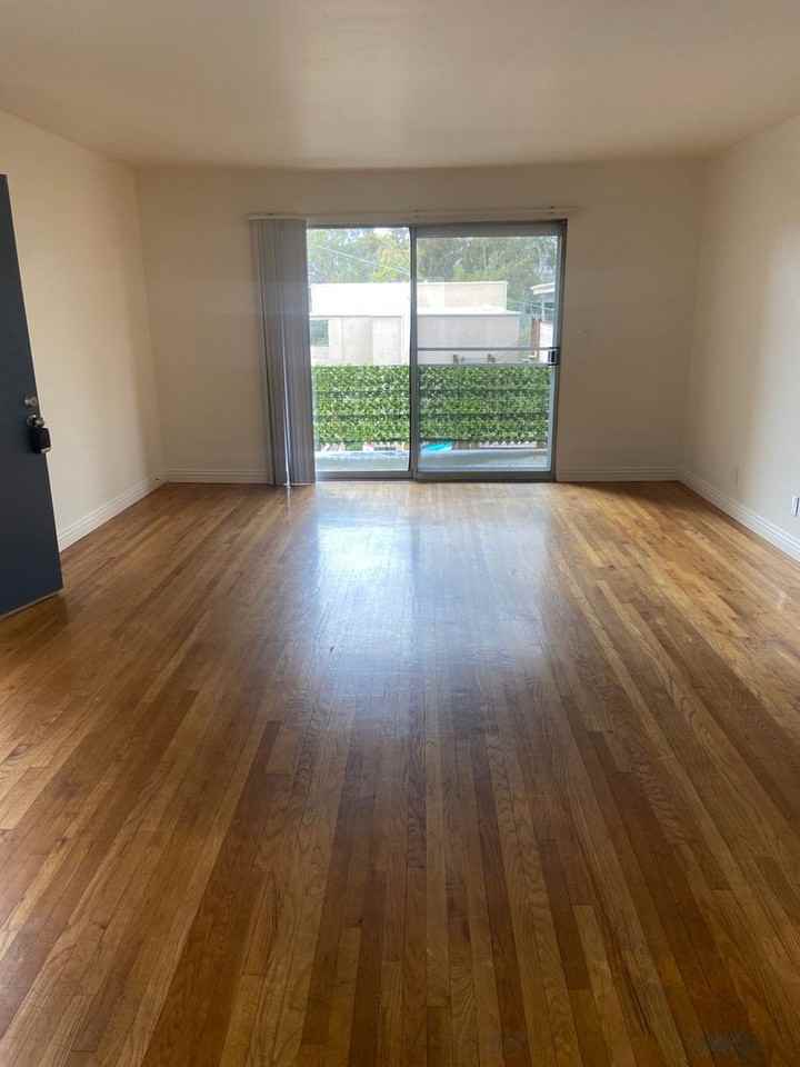 A Walkers Paradise and Serene Canyon Views in one of San Diego's most charming neighborhoods, Mission Hills! - Photo 7 of 24
