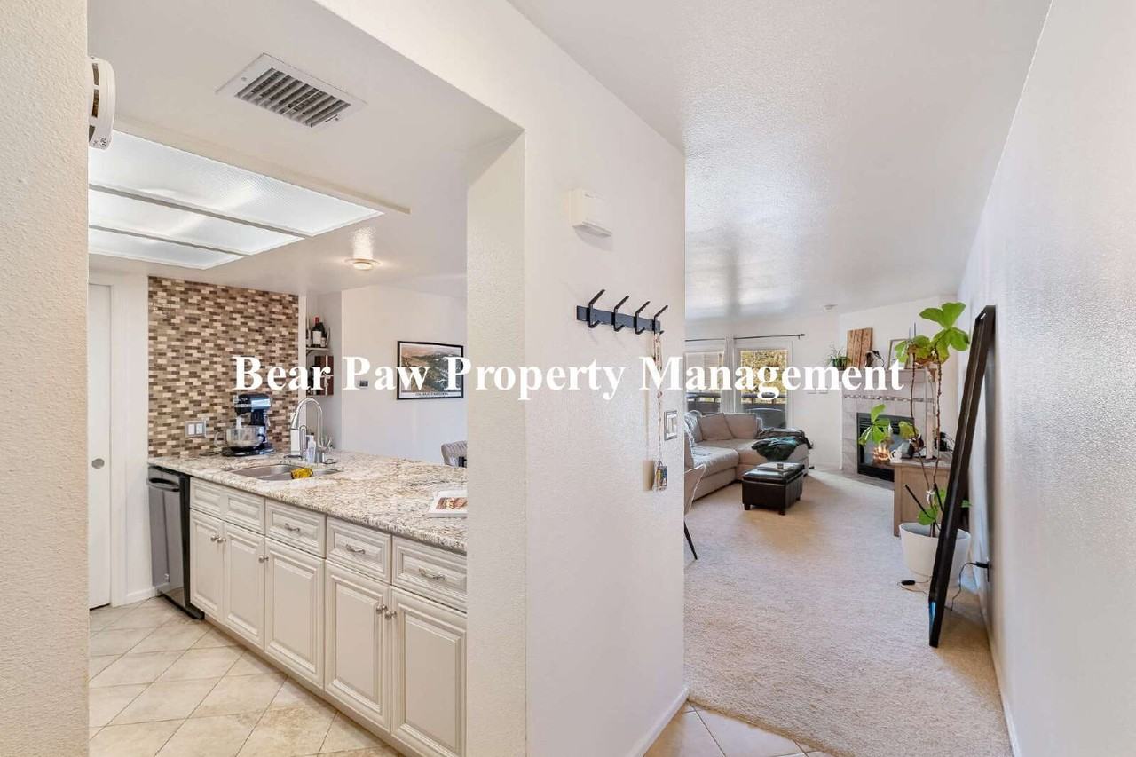 23694 Pondview Pl #B - Photo 3 of 22