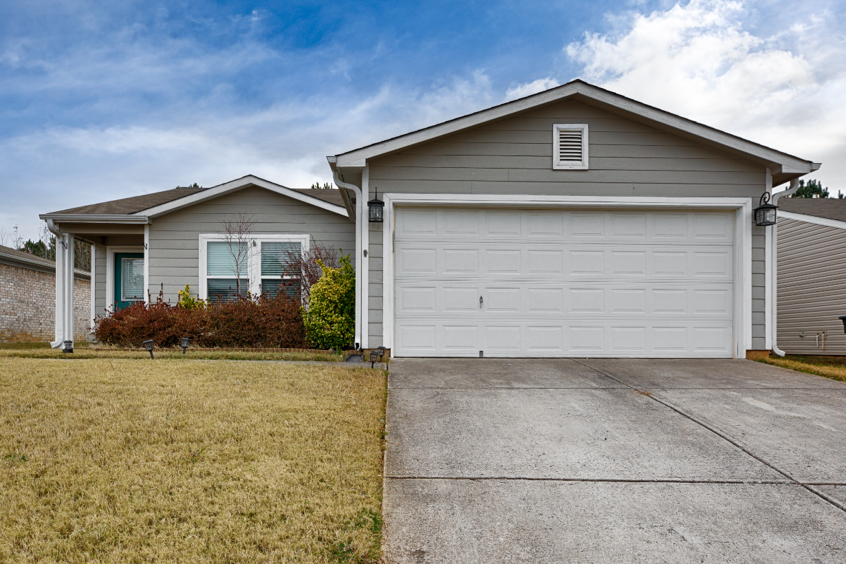 325 Kenneth Blvd Nw - Photo 2 of 21