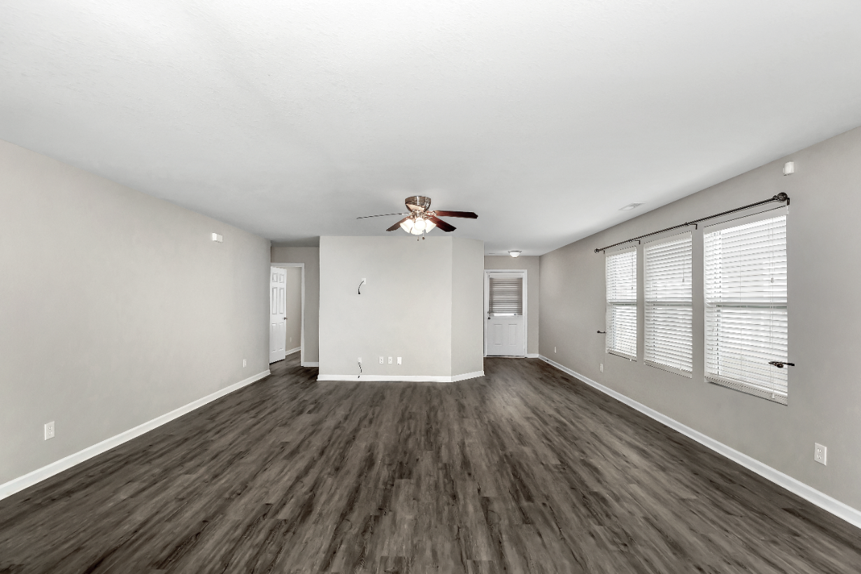 325 Kenneth Blvd Nw - Photo 3 of 21