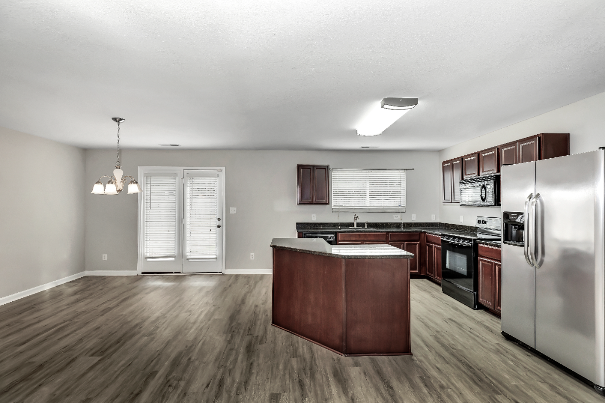 325 Kenneth Blvd Nw - Photo 7 of 21