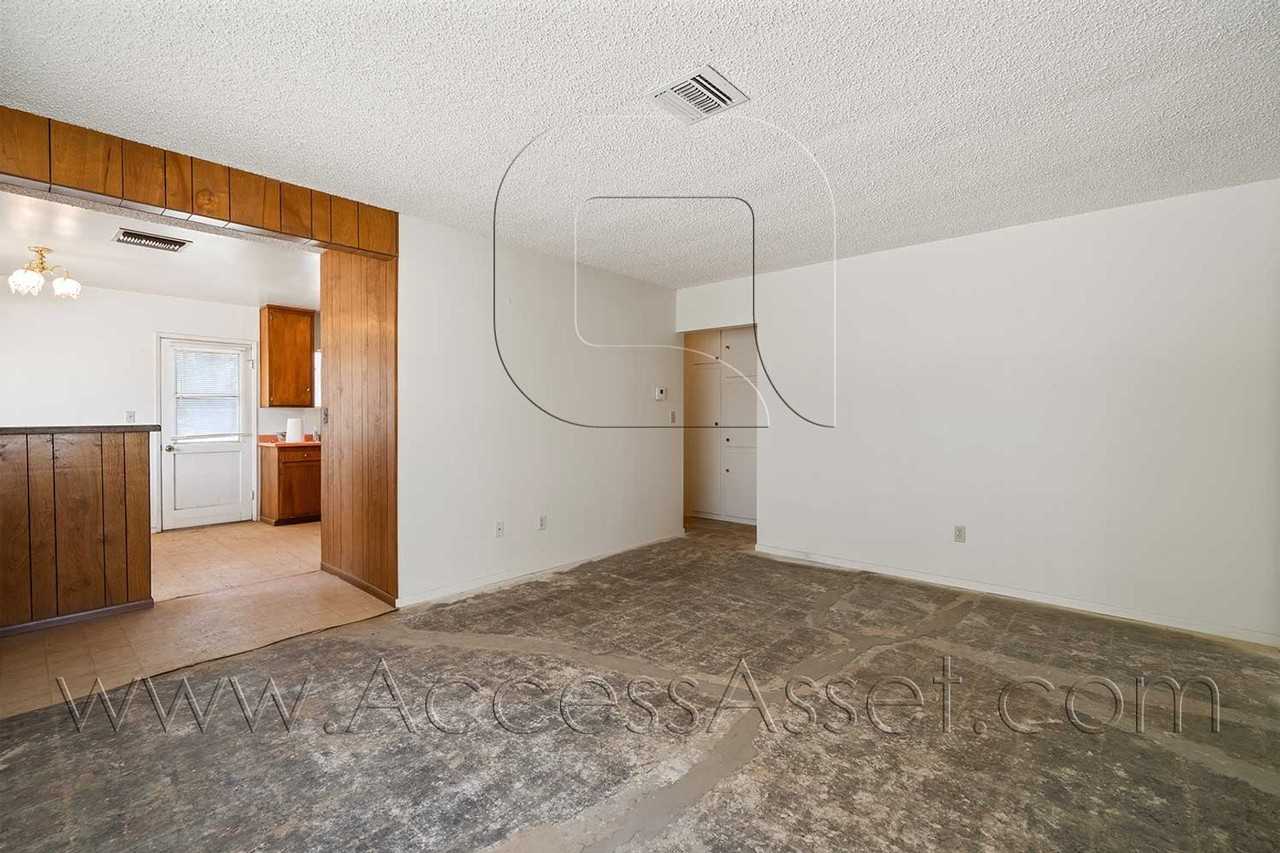 18499 Shay Rd #1 - Photo 5 of 30