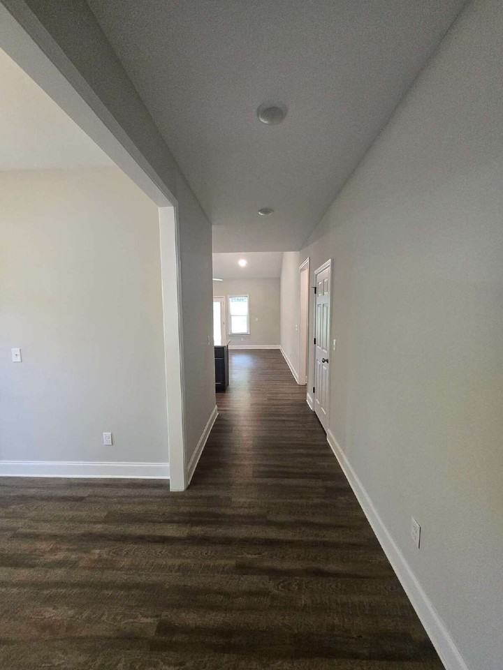 2125 Mae Dell Rd - Photo 5 of 32