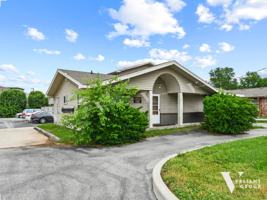 featured image of 2323 E Cherry St