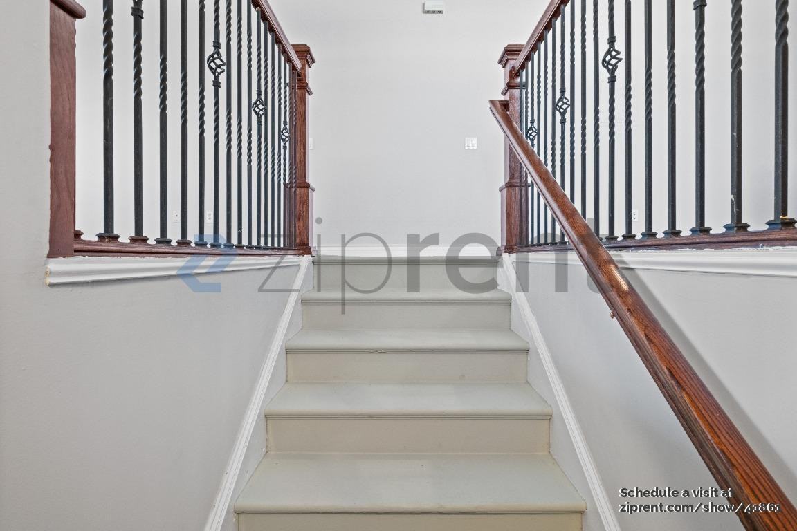 1864 Alcatraz Ave - Photo 5 of 26