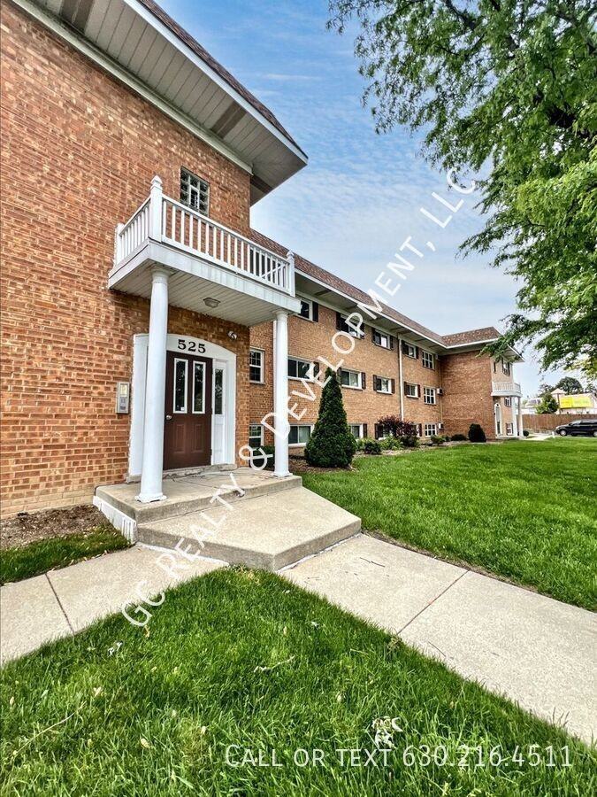 525 N Highview Ave #205