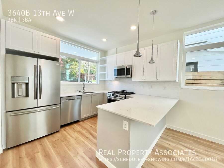 3640B 13th Ave W - Photo 3 of 39