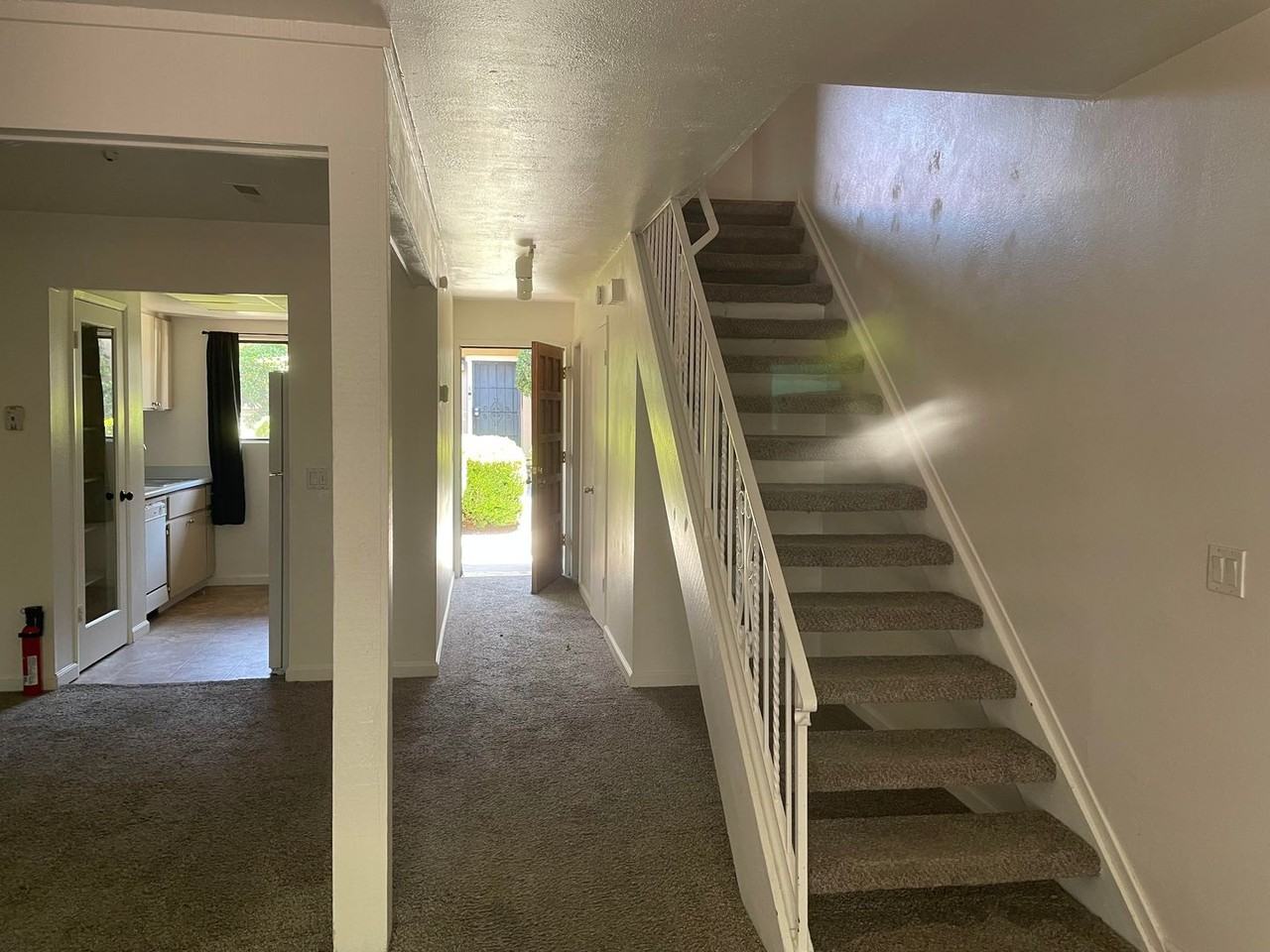 2557 Vallejo St - Photo 2 of 16