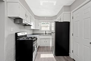 featured image of 2512 Banker St