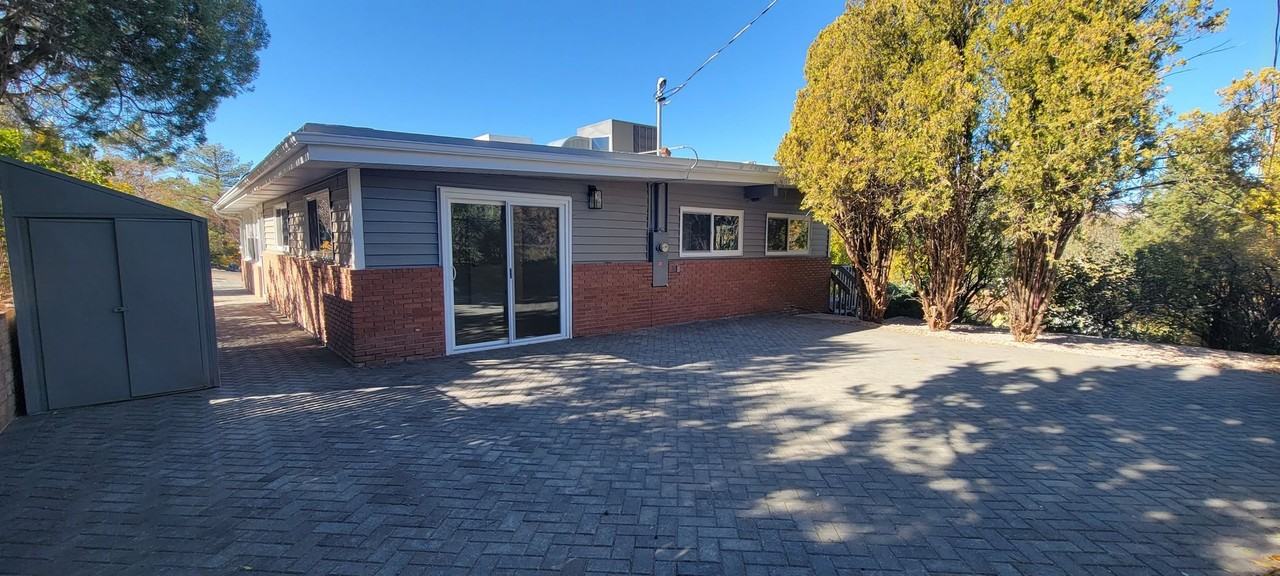 340 Birch Blvd - Photo 4 of 22