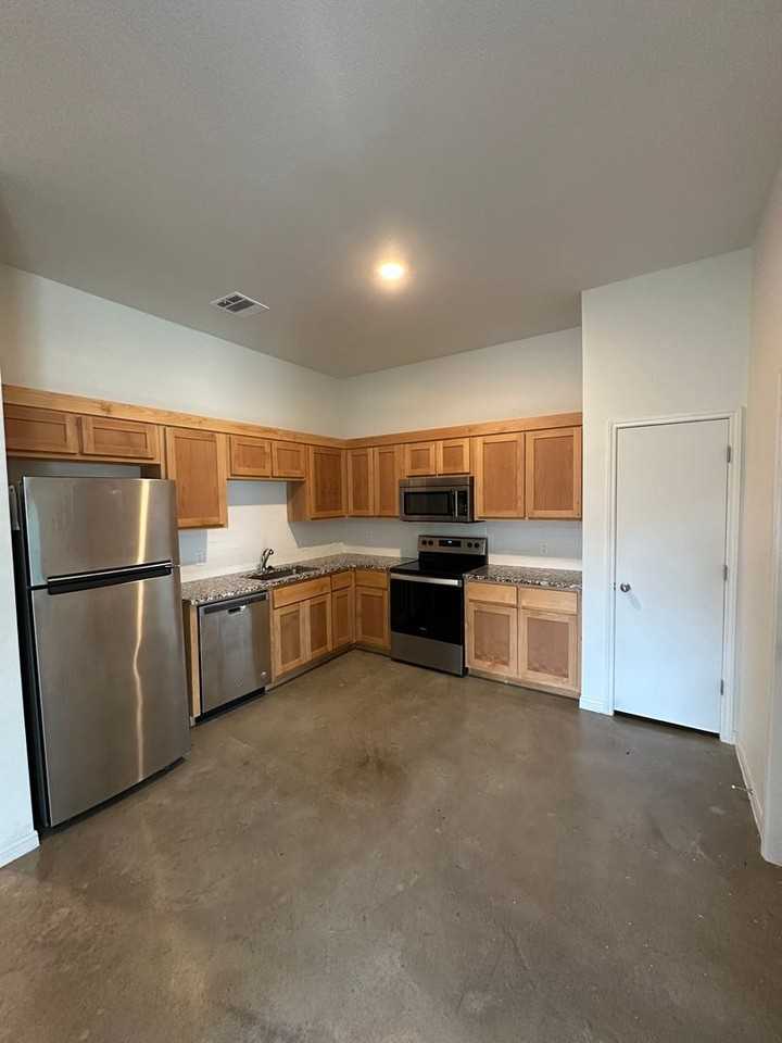 3330 Stonewall Dr #A - Photo 5 of 11