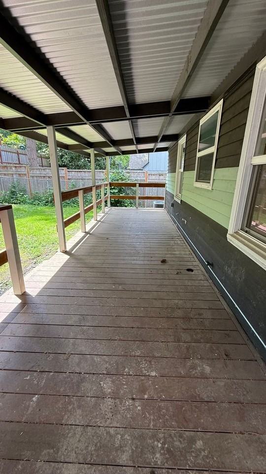 5708 Se Stark St - Photo 4 of 30