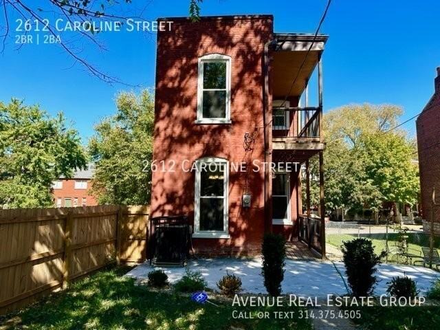 2612 Caroline St - Photo 3 of 19