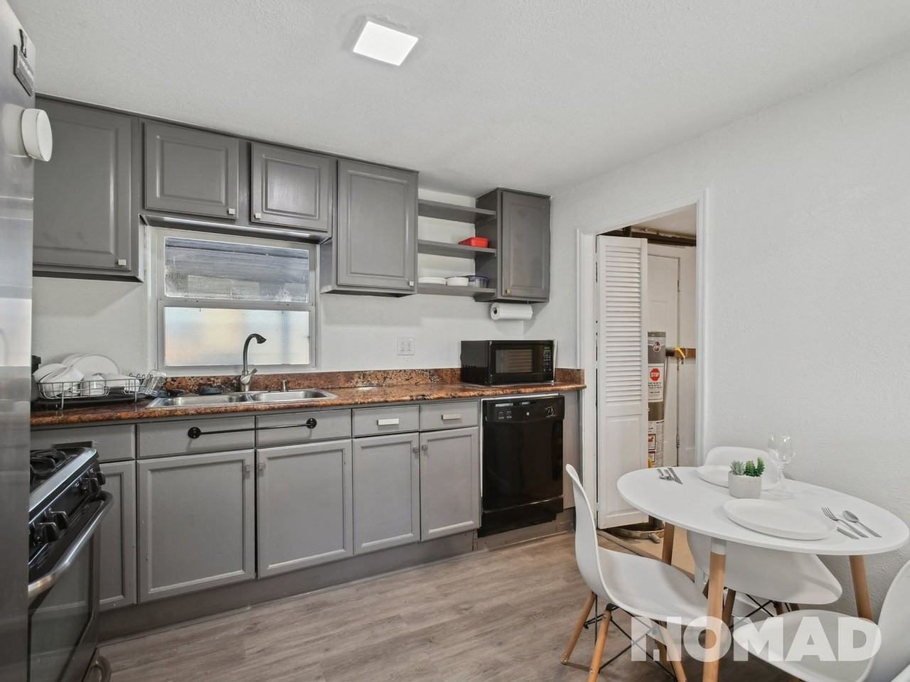 4851 Adams St - Photo 3 of 27