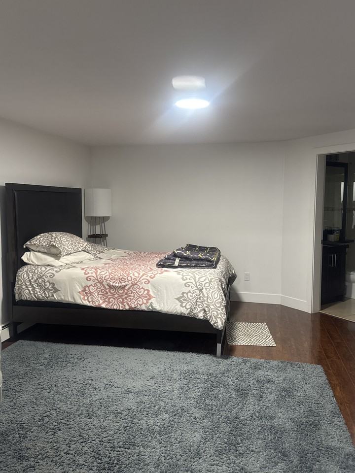 6202 126B Street - Photo 2 of 6