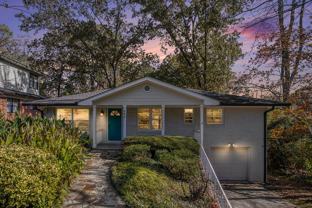 490 E Pharr Rd - Photo 1 of 1