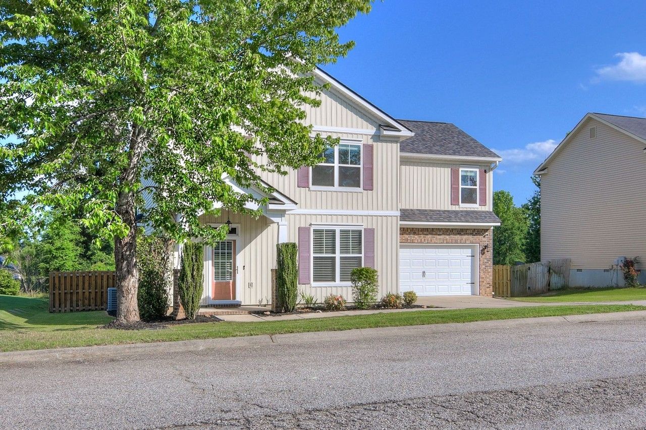 505 Capstone Way - Photo 3 of 40