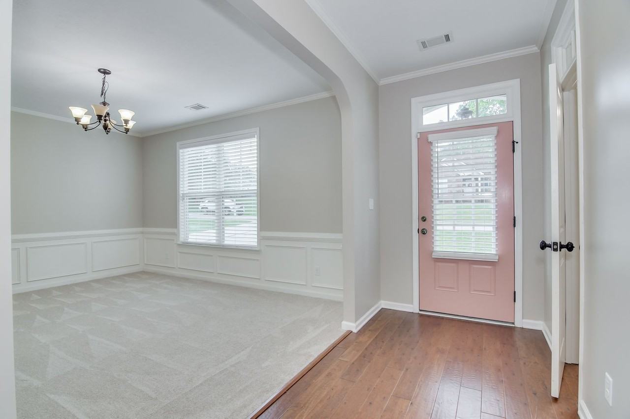 505 Capstone Way - Photo 5 of 40