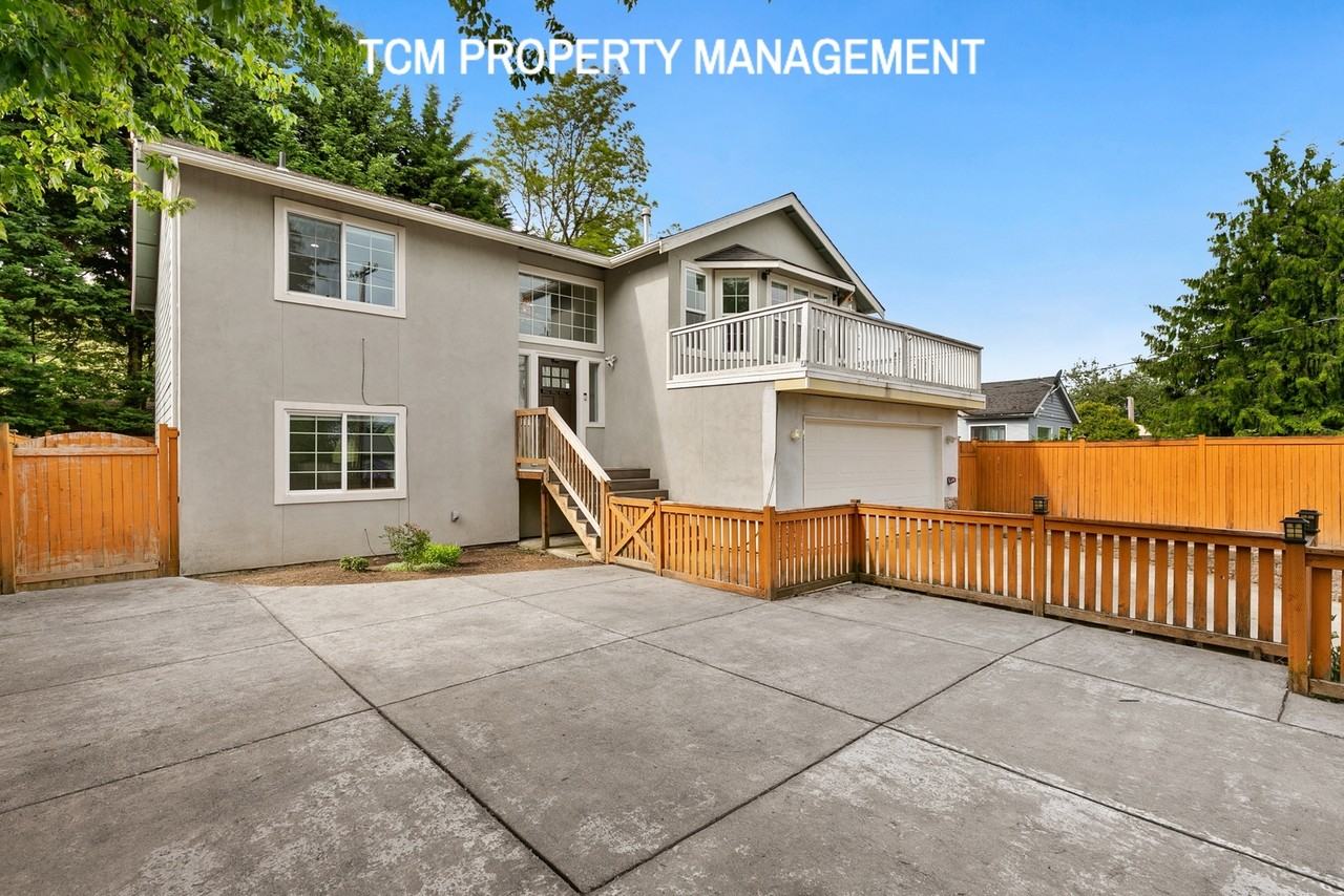 2317 S 128th St #NA - Photo 2 of 23