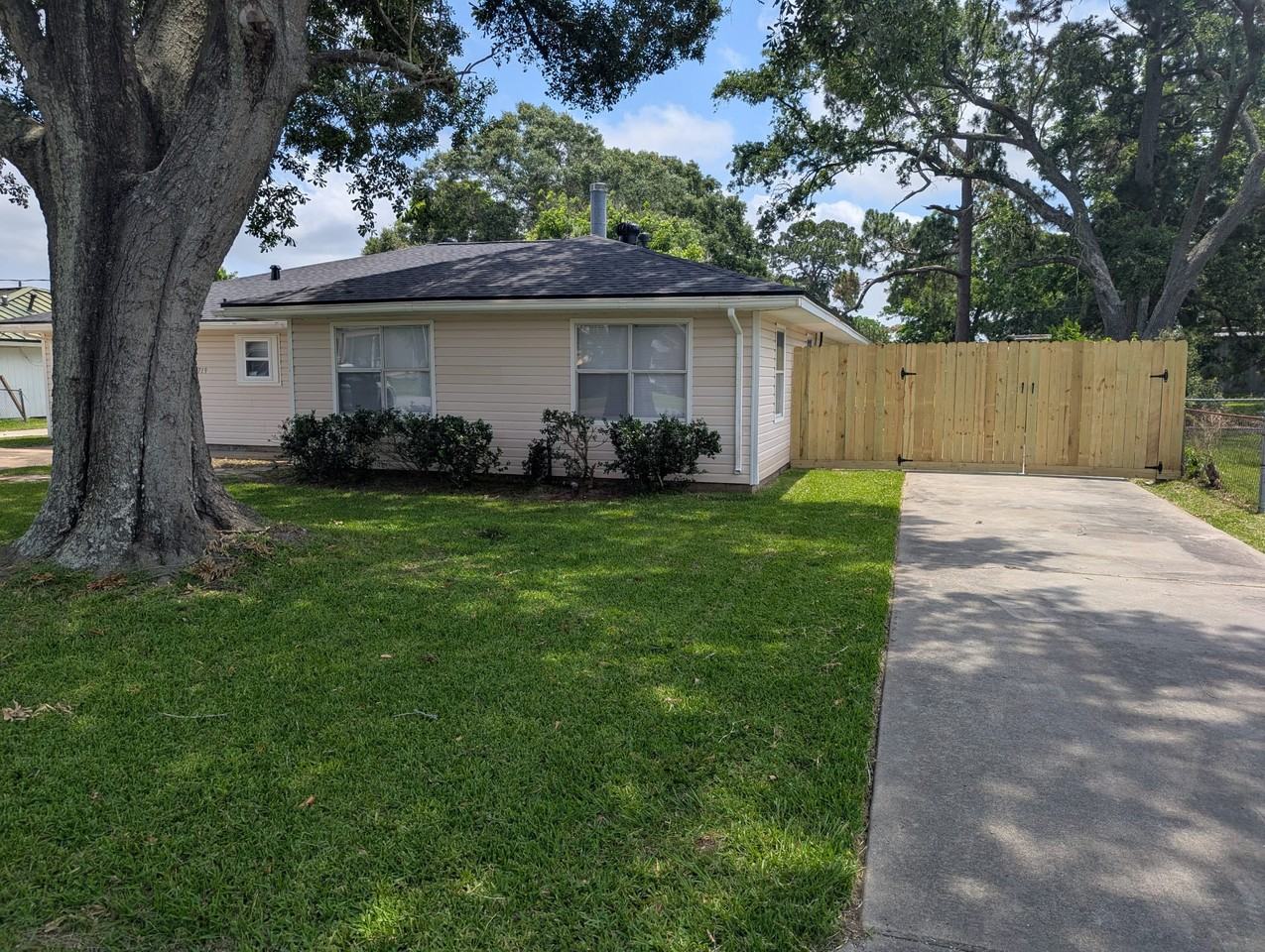 2719 Canal Ave #NA - Photo 2 of 25