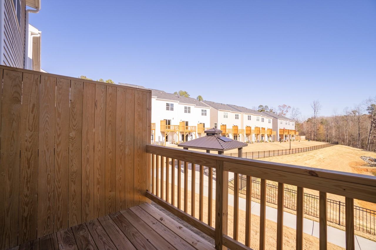 5011 Jayden Dr #1 - Photo 7 of 10