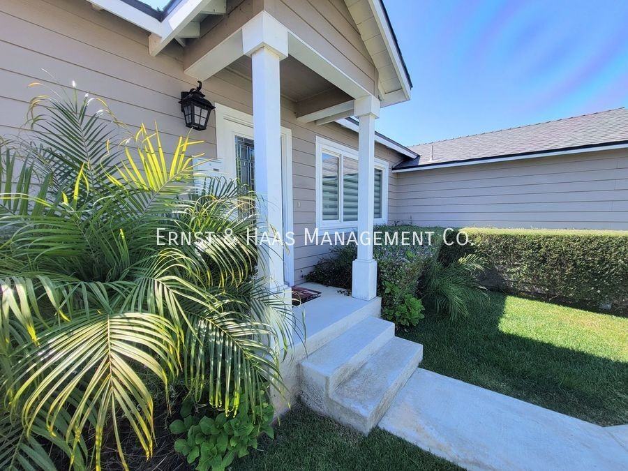 4419 Petaluma Ave - Photo 3 of 31