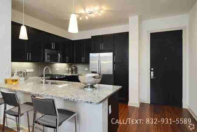 3099 Yorktown St #WWP1 - Photo 2 of 10