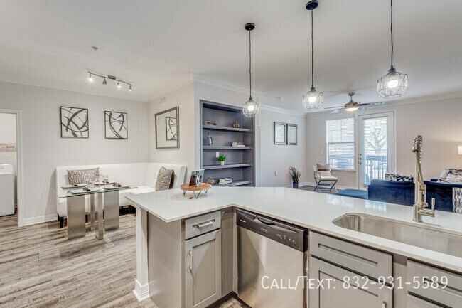 7747 Kirby Dr #PK1 - Photo 3 of 14