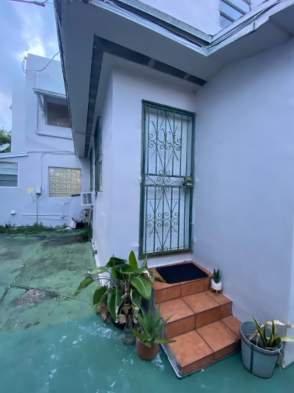 1664 Swst - Photo 4 of 12