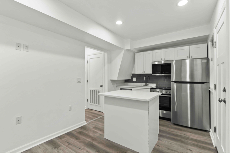 1452 Smith Place Southeast #B - Photo 2 of 17