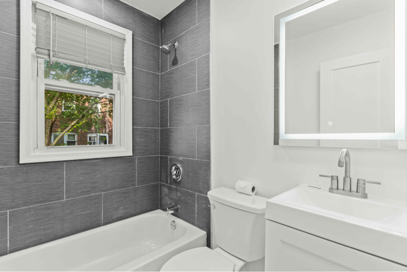 1452 Smith Place Southeast #B - Photo 5 of 17