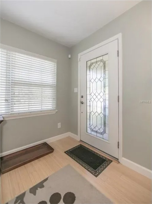 918 Oregon St - Photo 3 of 25