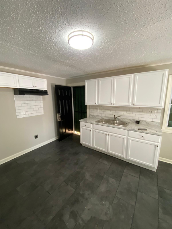 823 Haynes St - Photo 3 of 12