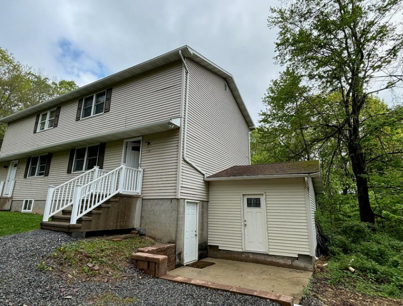 114 Arlene Dr #114 - Photo 2 of 11