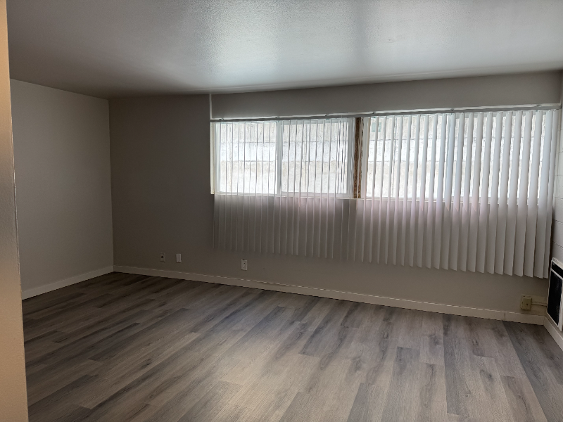 219 Queen Anne Ave N #304 - Photo 4 of 14