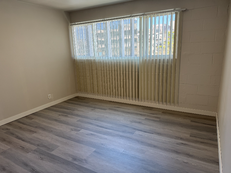 219 Queen Anne Ave N #304 - Photo 7 of 14