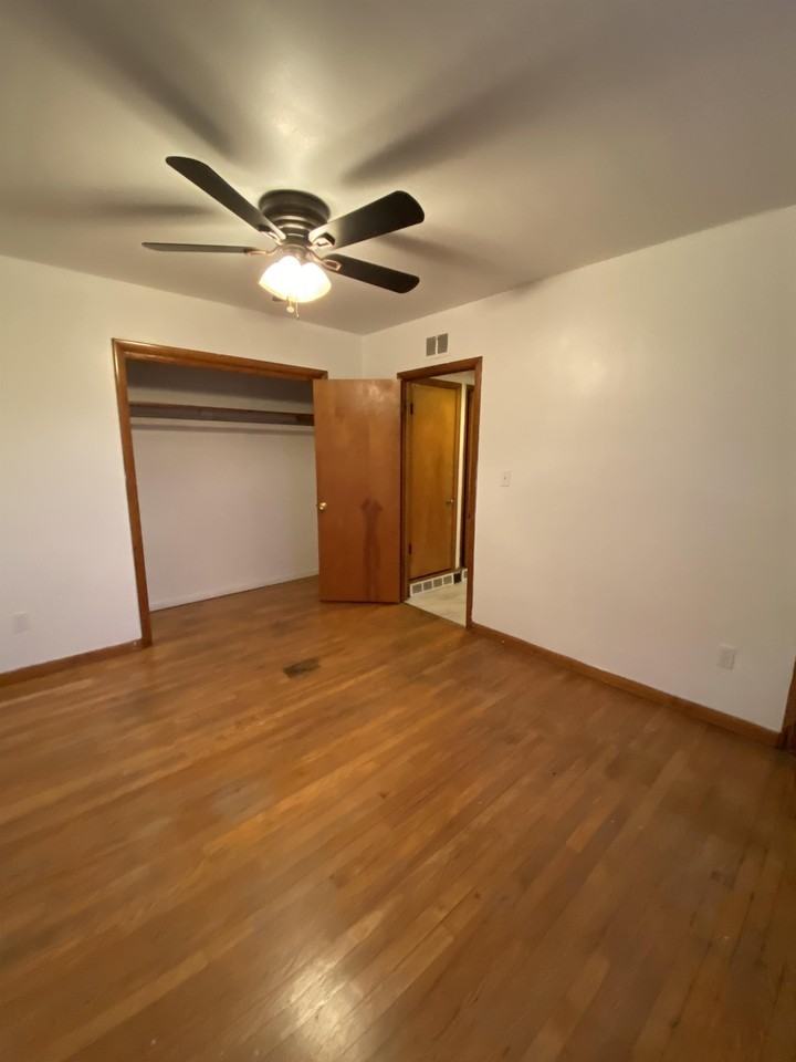 4201 Rocky River Drive - Photo 3 of 18