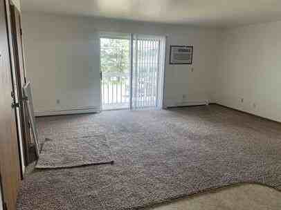 717 Milwaukee Avenue - Photo 2 of 10