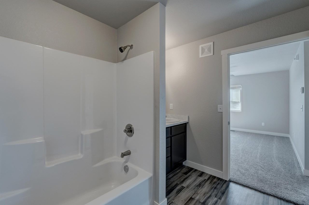 4819 5th Street - Photo 6 of 23