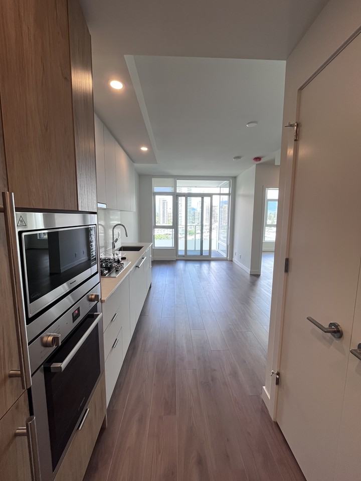 537 Cottonwood Ave #1003 - Photo 2 of 9