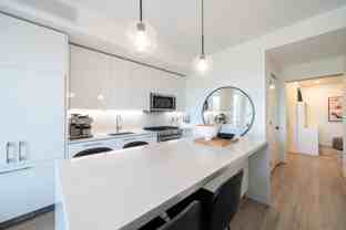 2118 Bloor St W #410 - Photo 1 of 1