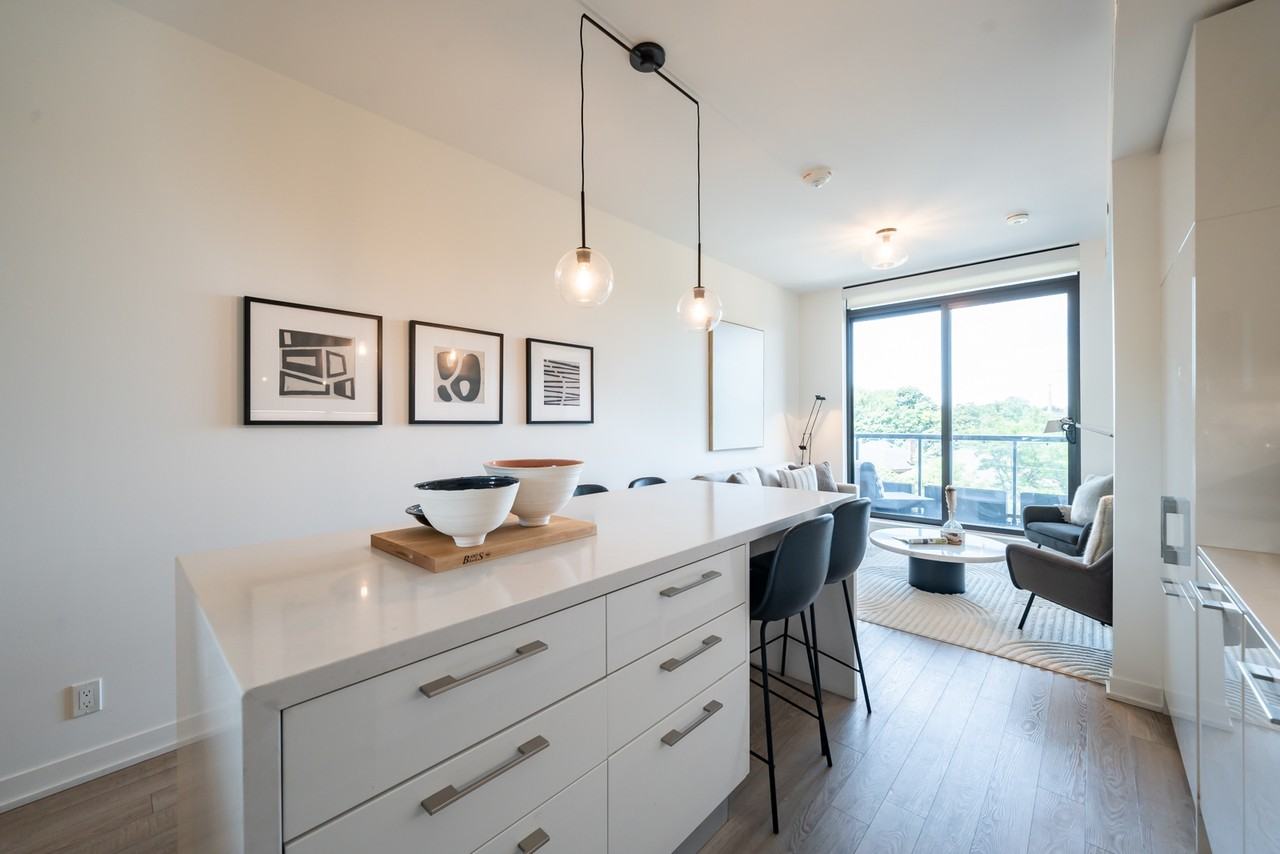 2118 Bloor Street West #410 - Photo 2 of 38