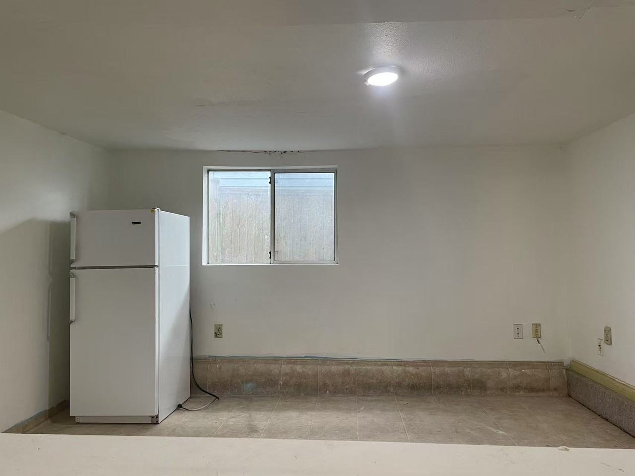 4050 Perry St #GF - Photo 5 of 9