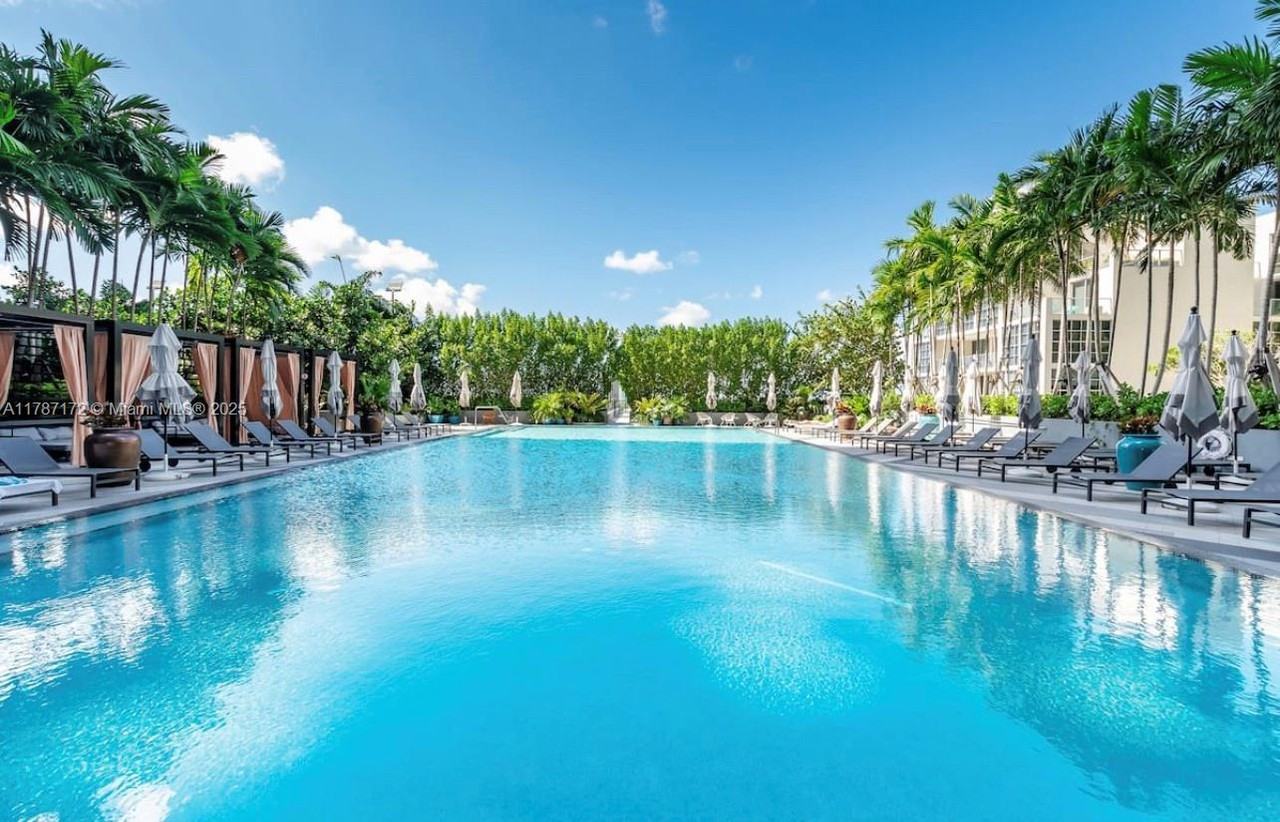 121 Ne 34th St #1516